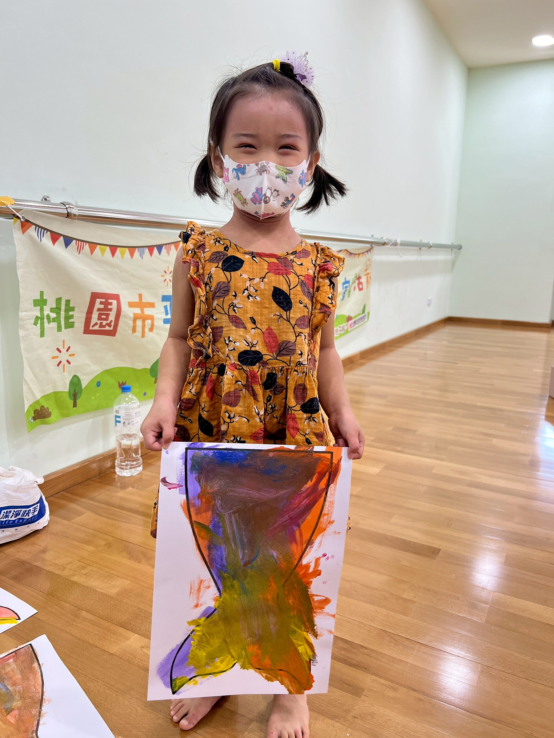 性平繪本暨外展活動《胡利安是隻美人魚》