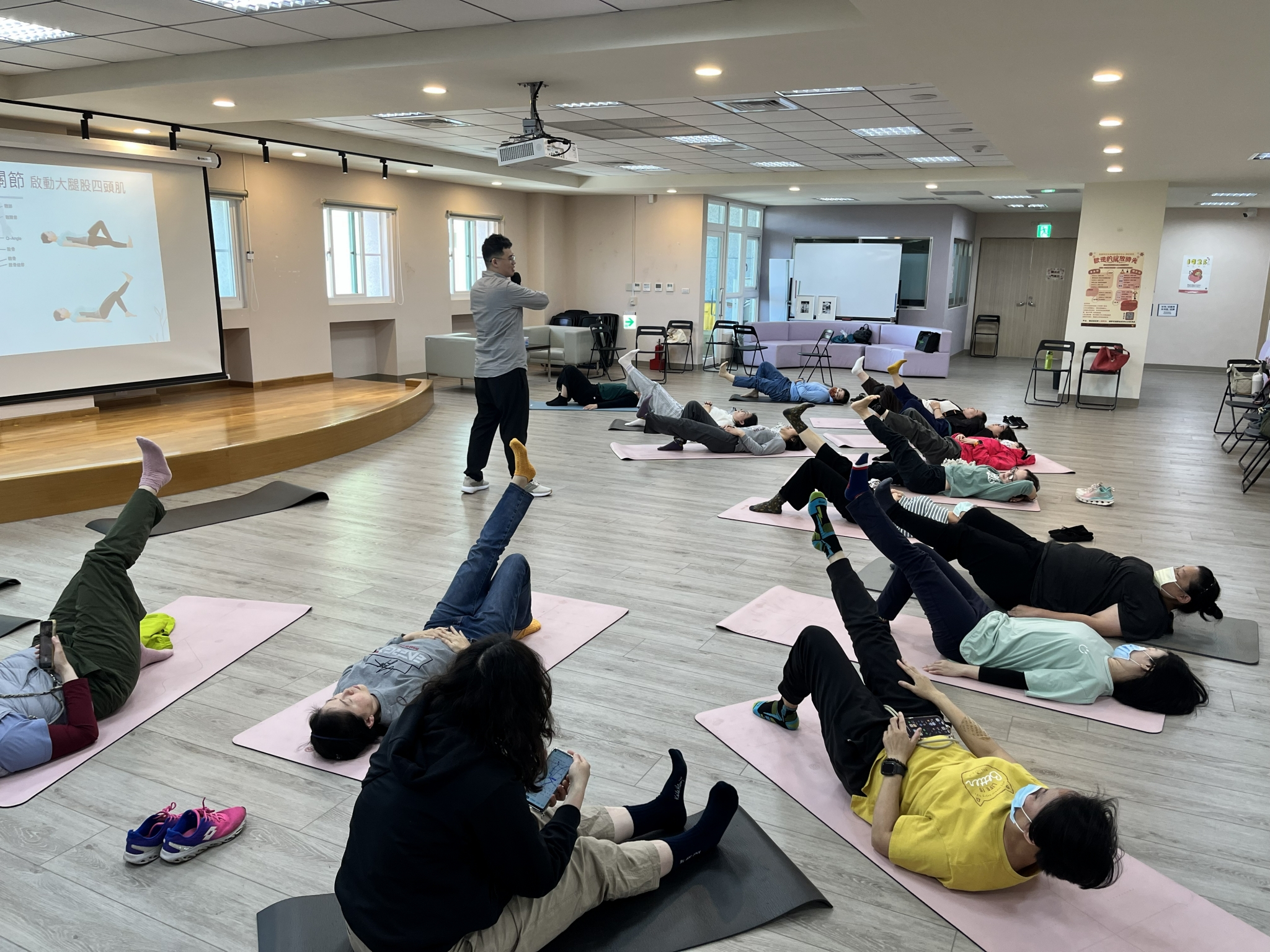 婦女學苑-平日班A(舒緩足部痠痛)