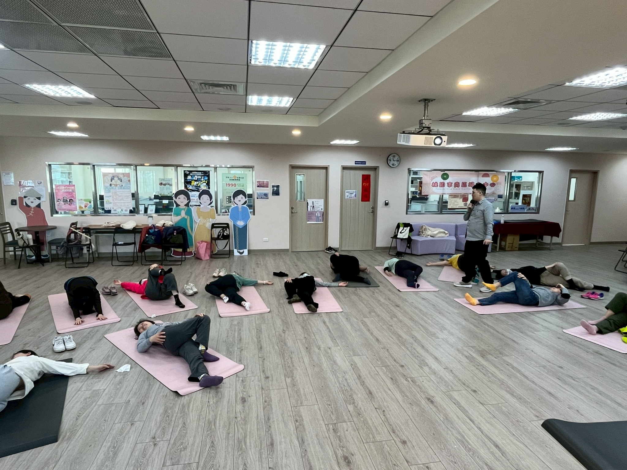 婦女學苑-平日班A(舒緩足部痠痛)